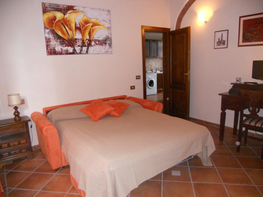 Casa Vacanze L'Oliveta Siena Exterior foto