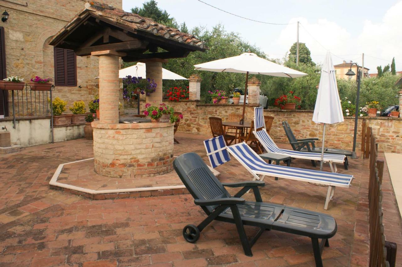Casa Vacanze L'Oliveta Siena Exterior foto